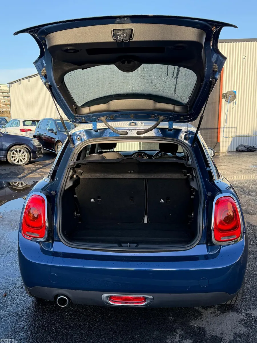 Mini Mini Hatchback, Petrol, 2017, Blue