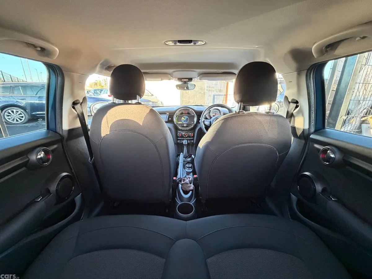 Mini Mini Hatchback, Petrol, 2017, Blue