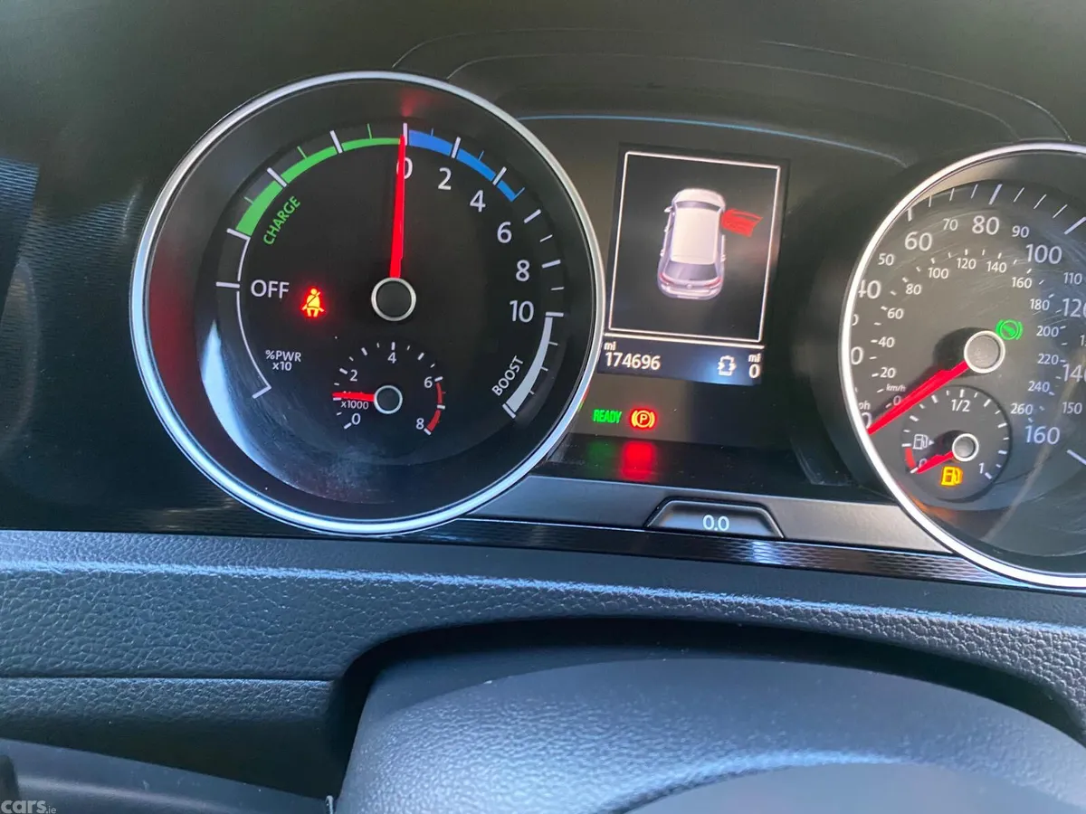 Volkswagen Golf Hatchback, Petrol Plug-in Hybrid, 2016, Silver