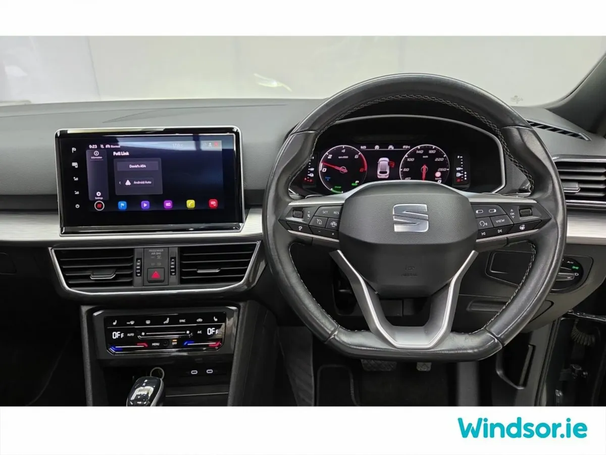 SEAT Tarraco Estate, Petrol Plug-in Hybrid, 2023, Green