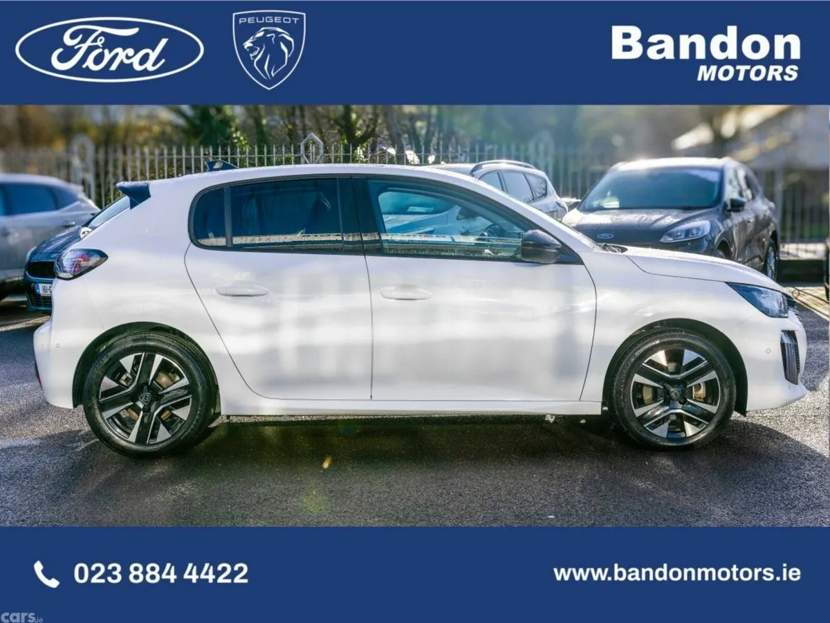 Peugeot 208 Hatchback, Petrol, 2025, White