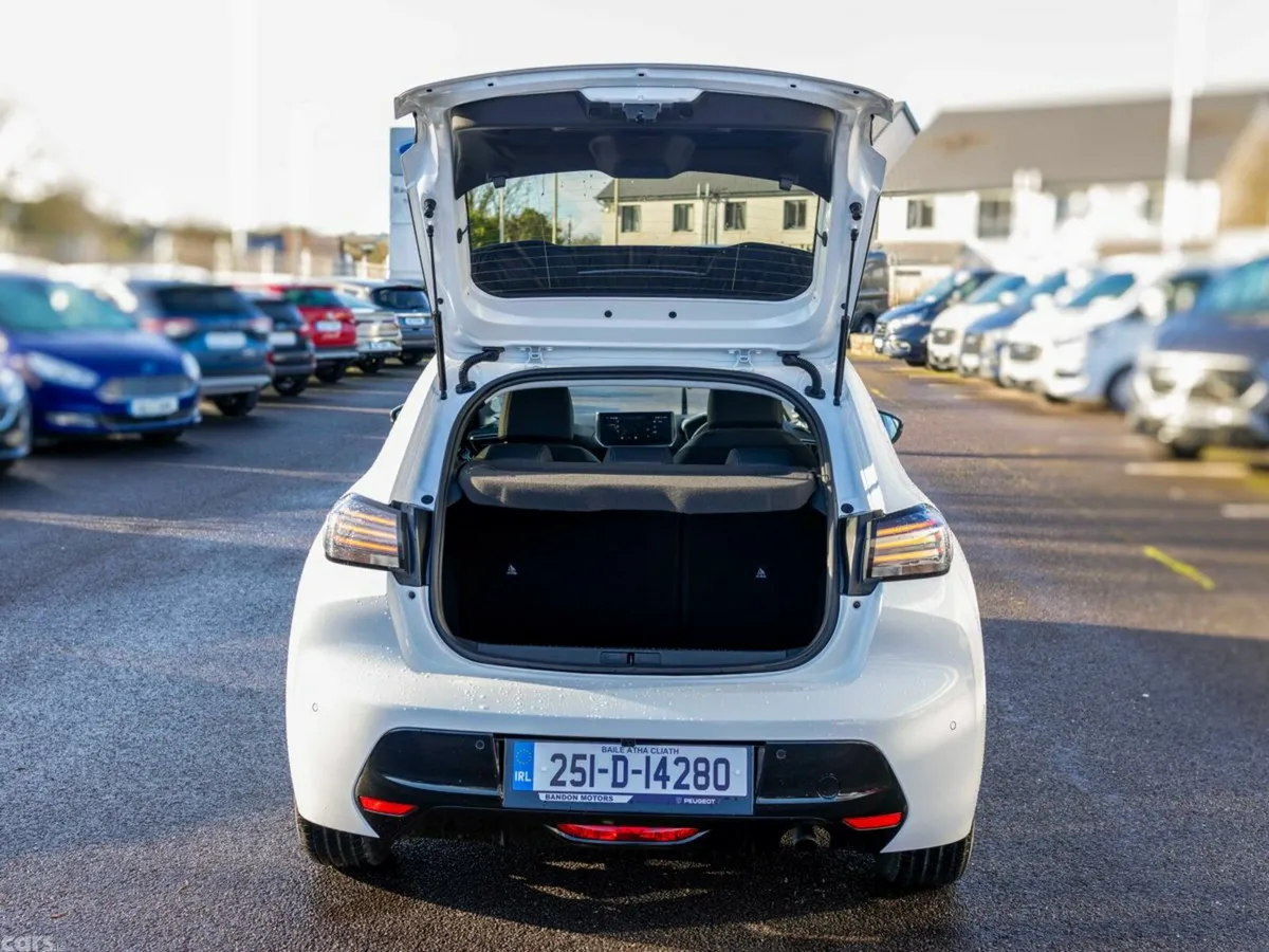 Peugeot 208 Hatchback, Petrol, 2025, White