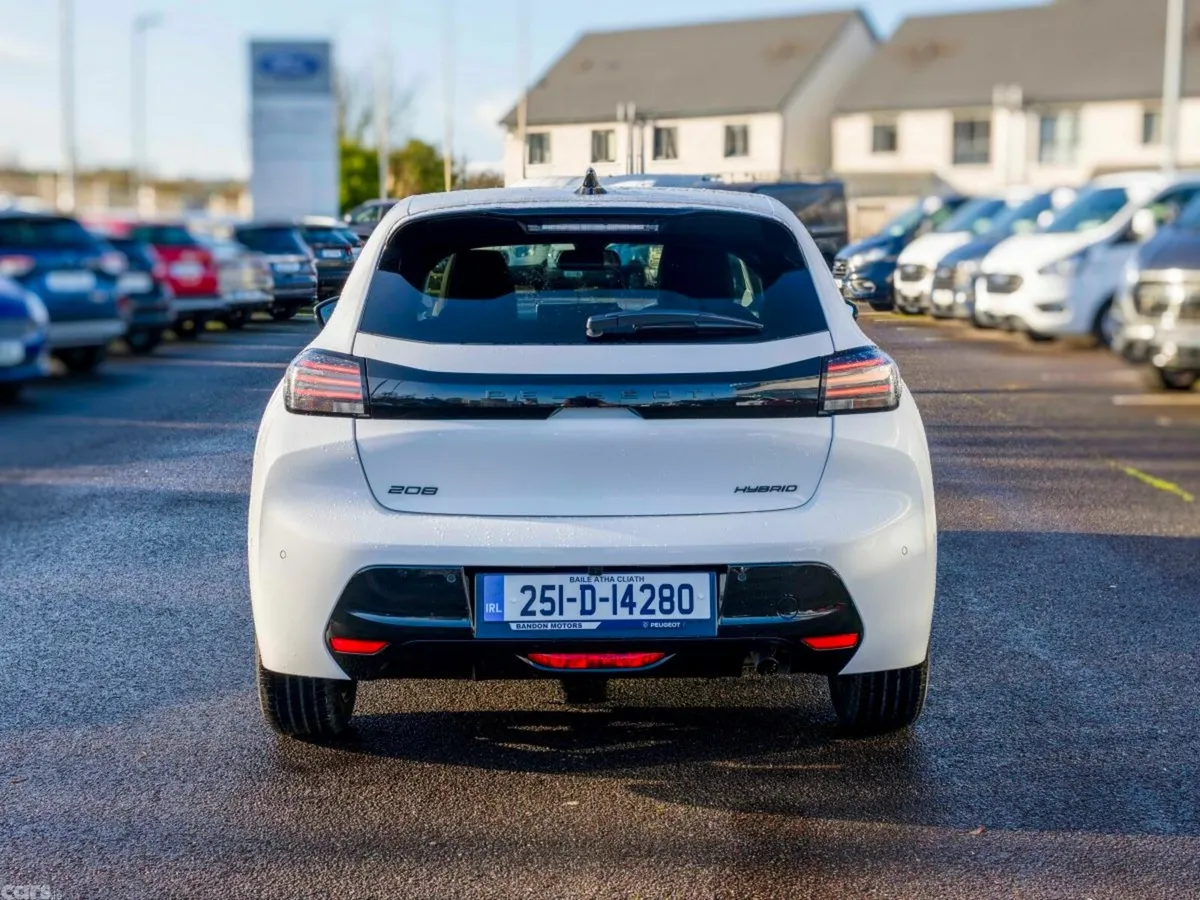 Peugeot 208 Hatchback, Petrol, 2025, White