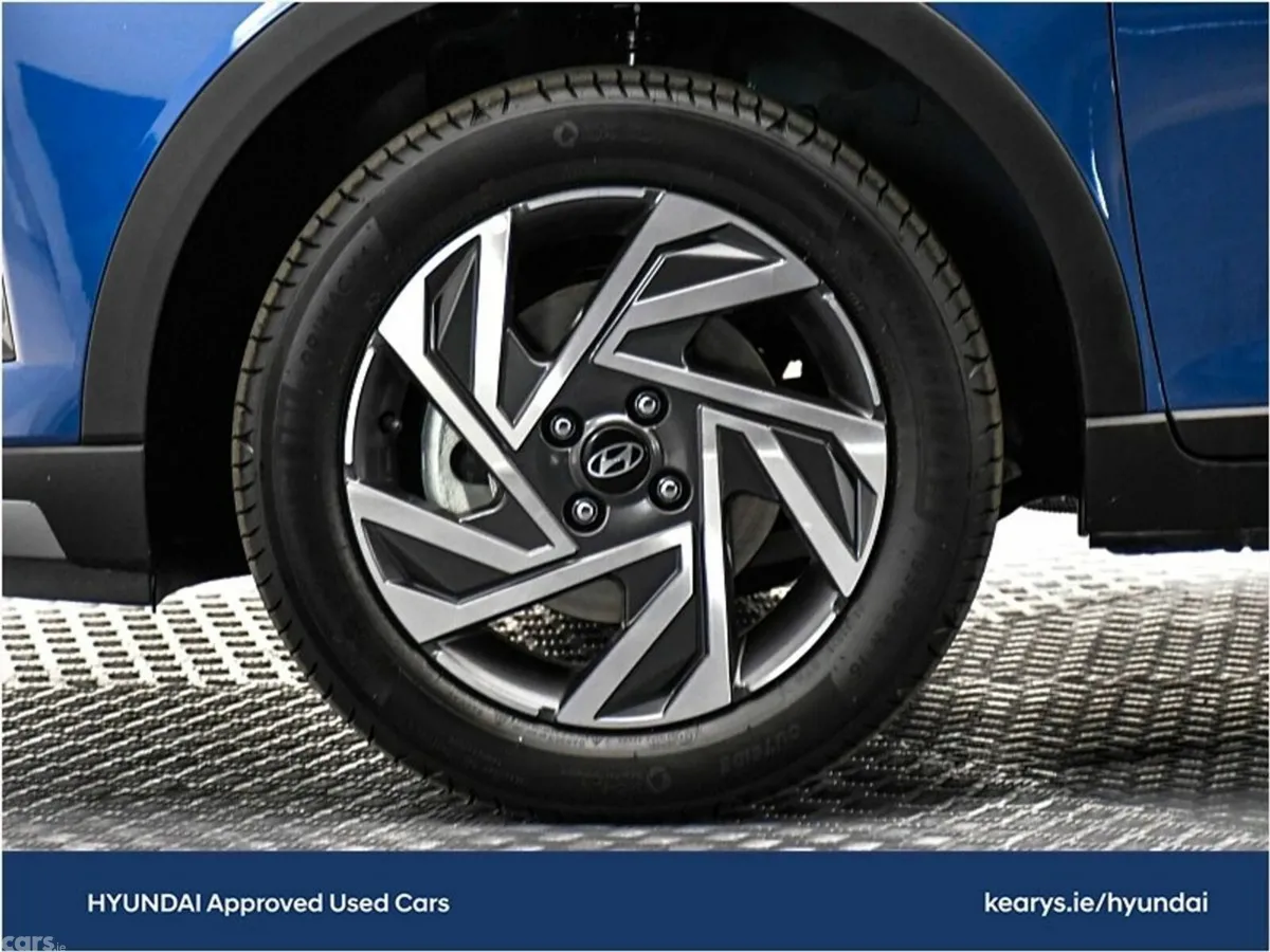 Hyundai Bayon SUV, Petrol, 2027, Blue