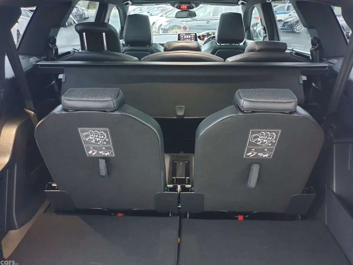 Peugeot 5008 MPV, Diesel, 2020, Grey