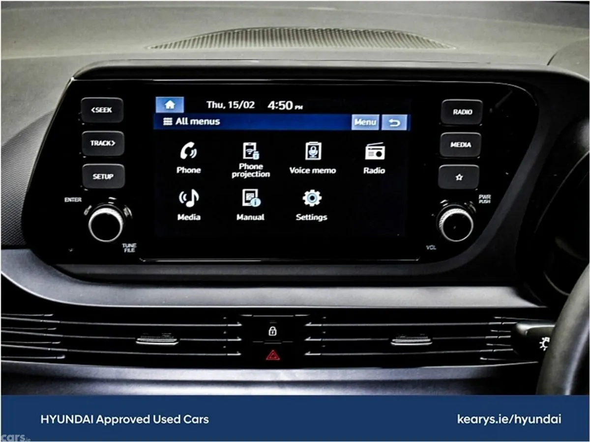 Hyundai i20 Hatchback, Petrol, 2027, Blue