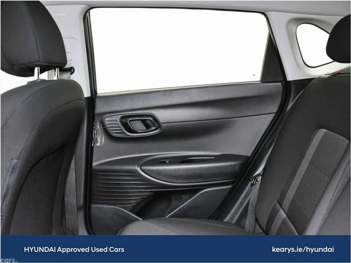 Hyundai i20 Hatchback, Petrol, 2027, Grey