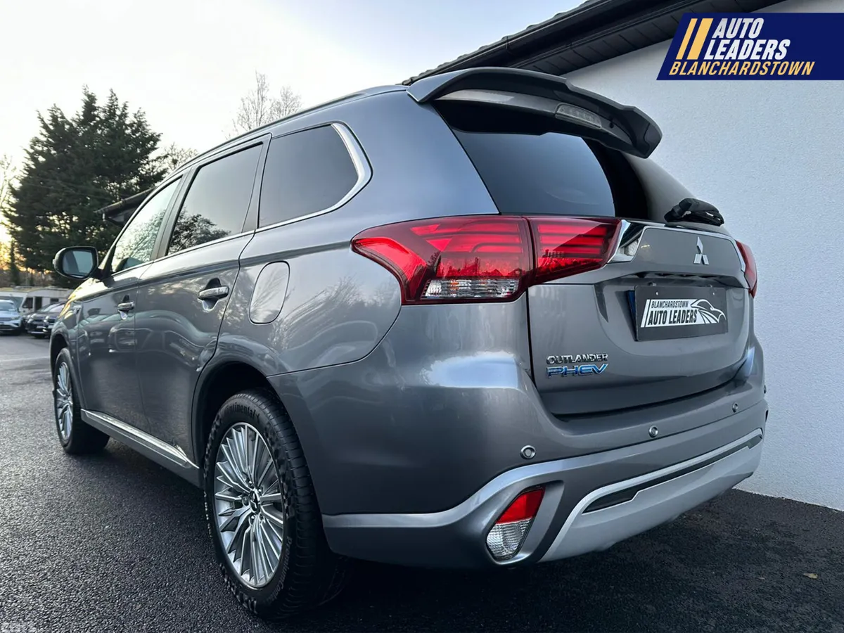 Mitsubishi Outlander SUV, Petrol Plug-in Hybrid, 2020, Grey