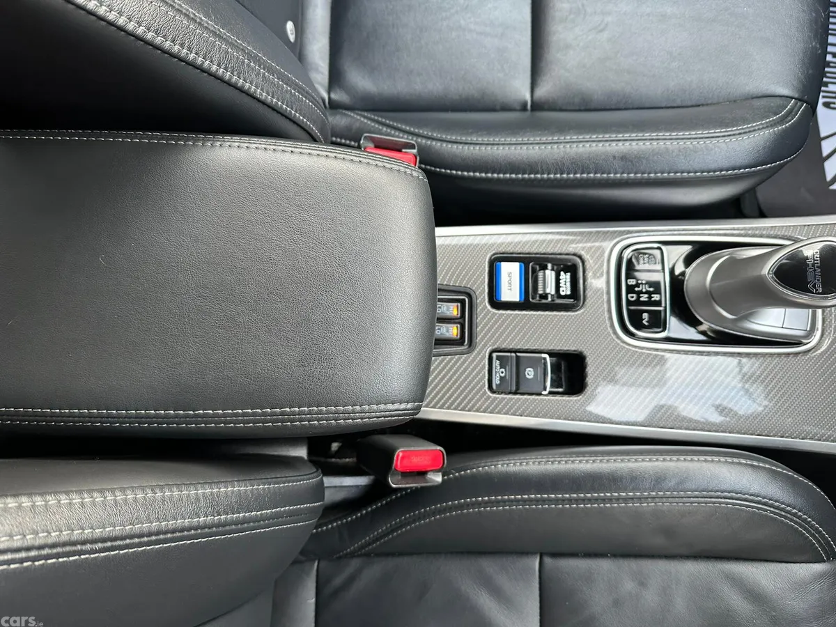 Mitsubishi Outlander SUV, Petrol Plug-in Hybrid, 2020, Grey