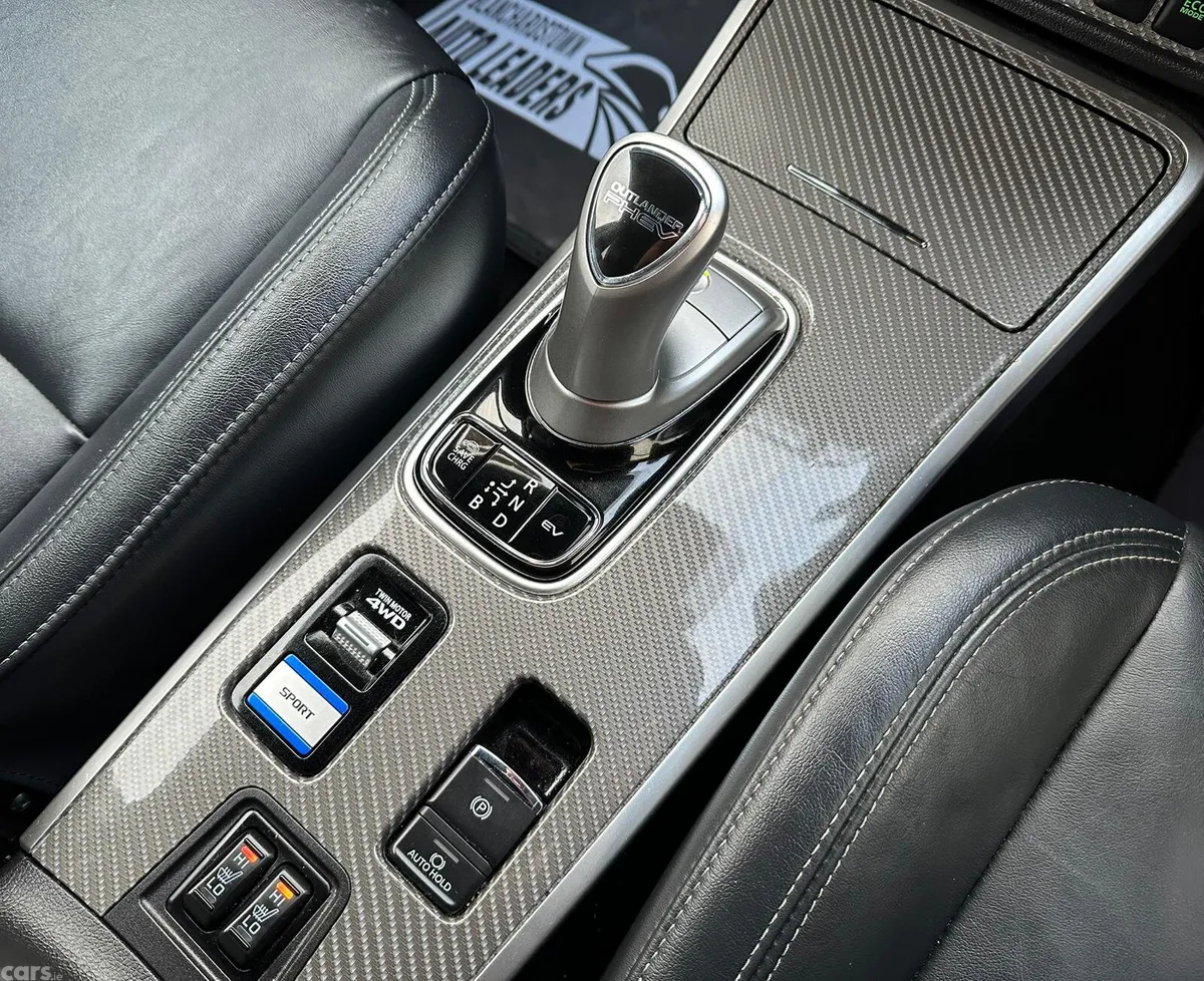 Mitsubishi Outlander SUV, Petrol Plug-in Hybrid, 2020, Grey