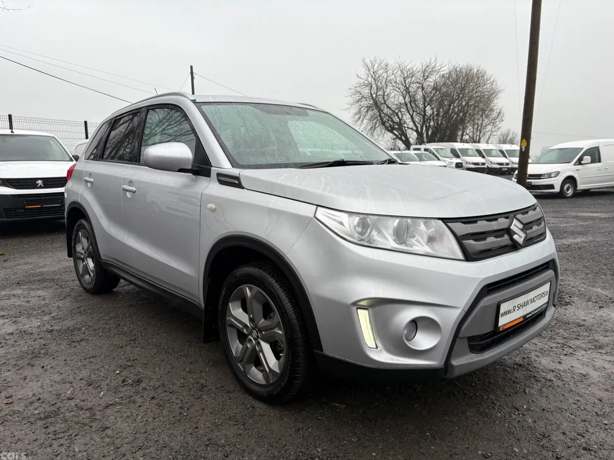 Suzuki Vitara SUV, Diesel, 2019, Grey