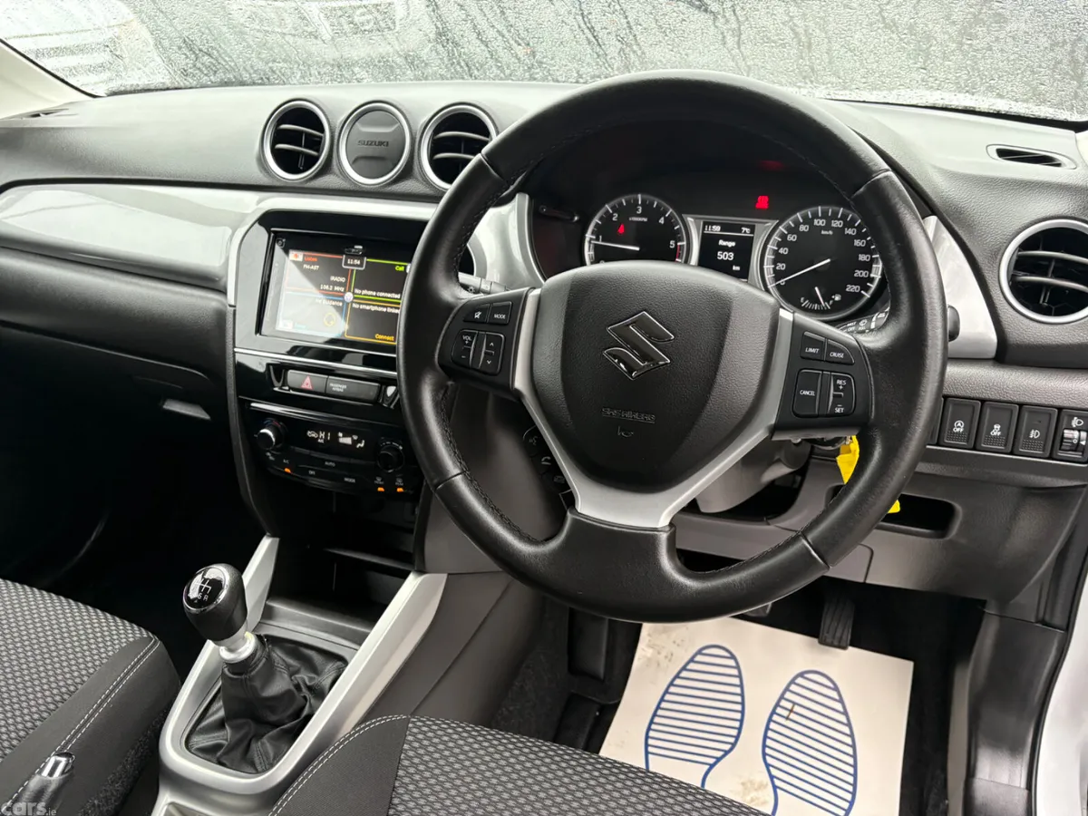 Suzuki Vitara SUV, Diesel, 2019, Grey