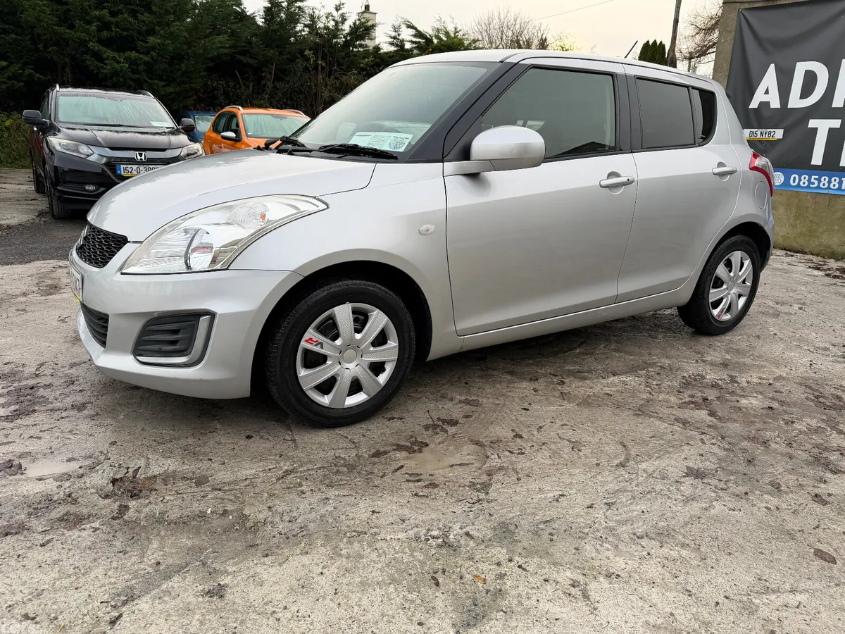 Suzuki Swift Hatchback, Petrol, 2016, Silver