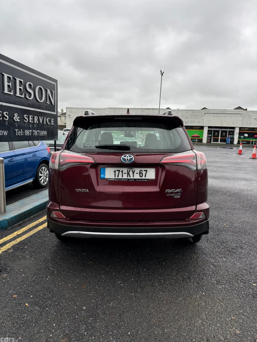 Toyota RAV4 SUV, Petrol Hybrid, 2017, Red