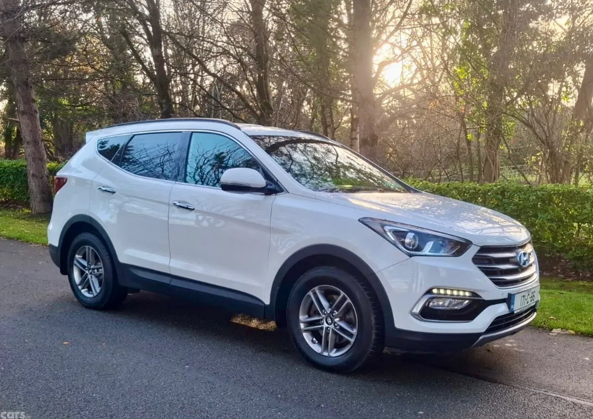 Hyundai Santa Fe SUV, Diesel, 2017, White