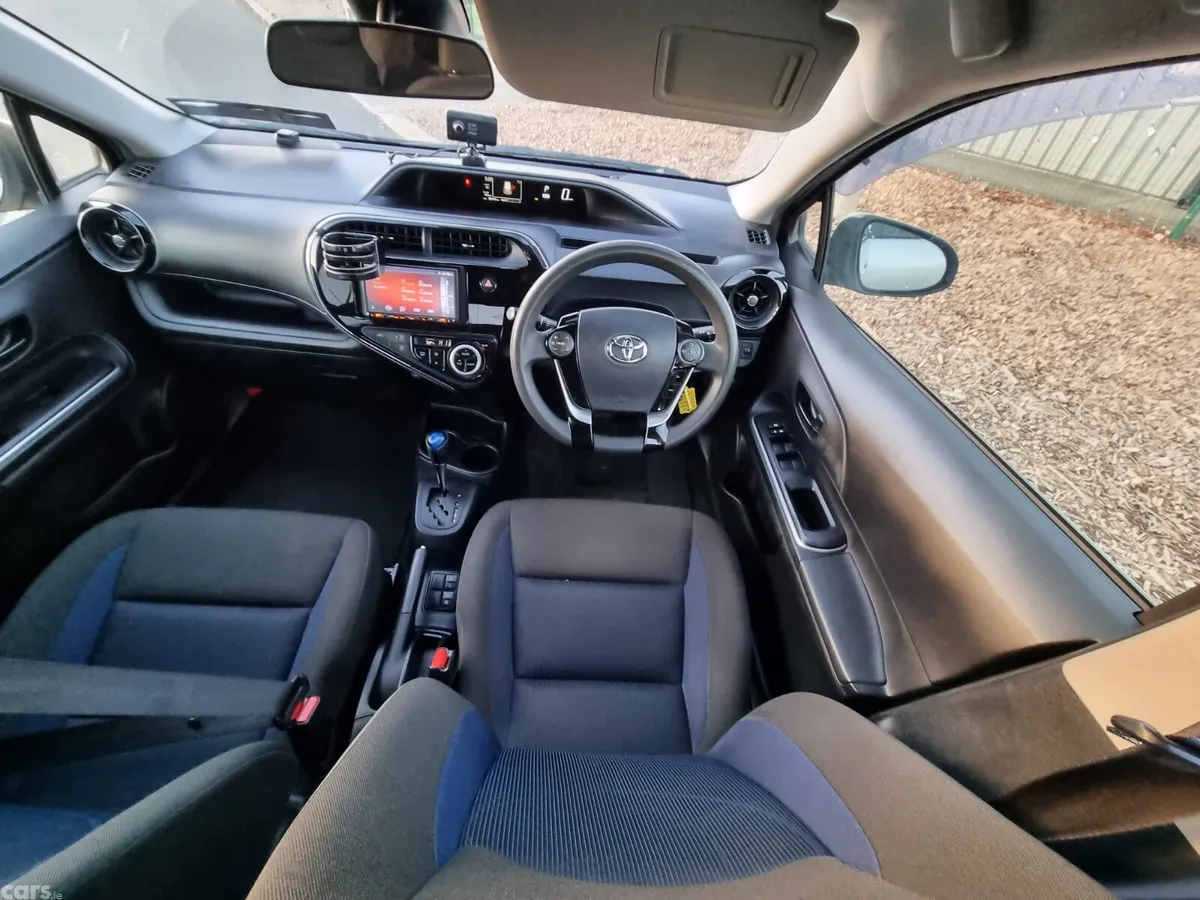 Toyota Aqua Hatchback, Petrol Hybrid, 2019, Silver