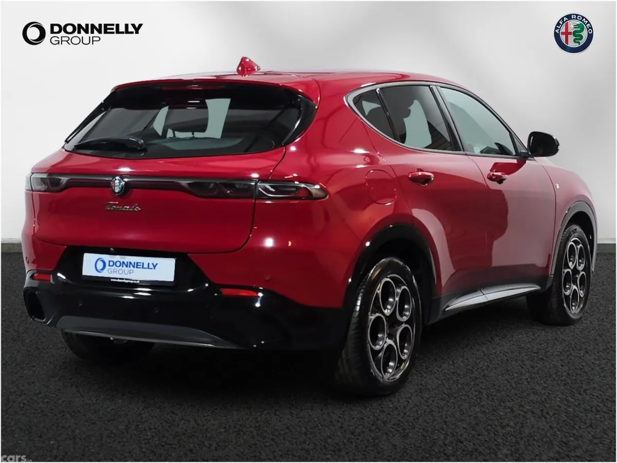 Alfa Romeo Tonale Hatchback, Petrol Hybrid, 2023, Red