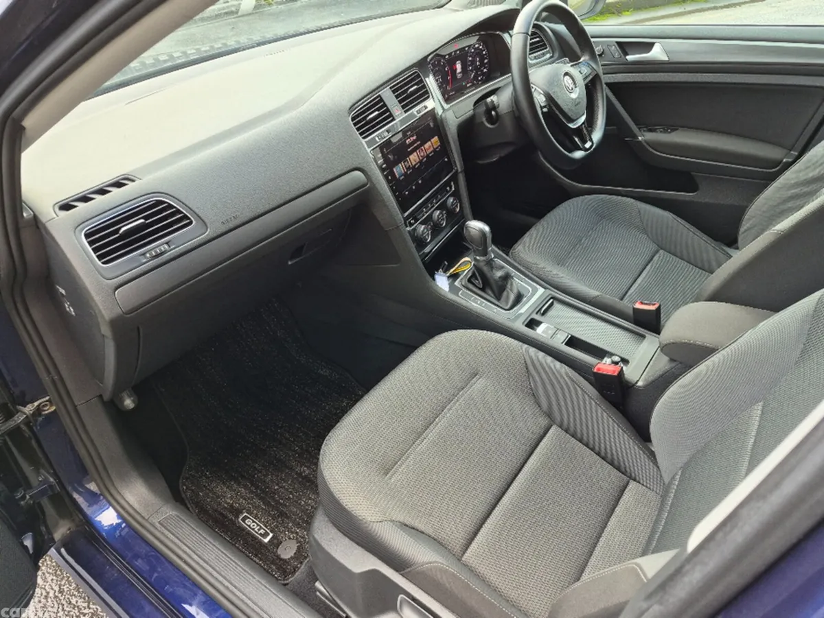 Volkswagen Golf Hatchback, Petrol, 2018, Blue