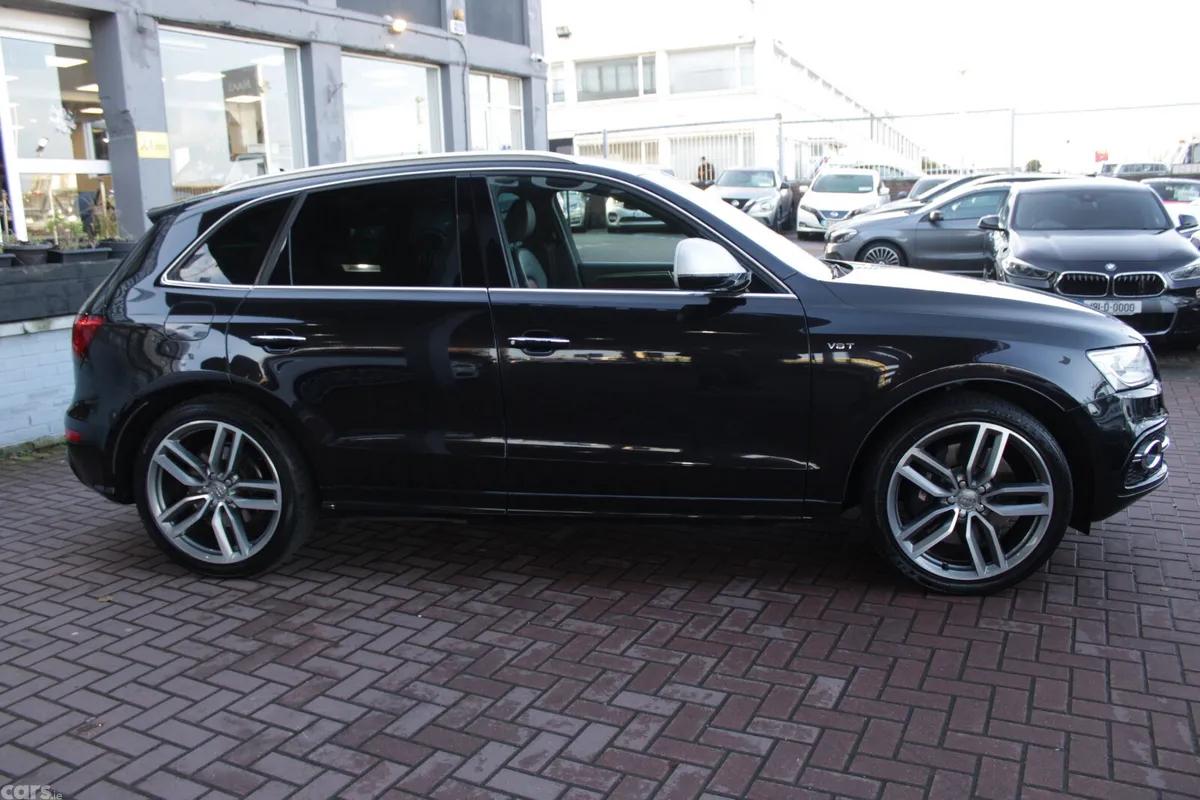 Audi SQ5 MPV, Petrol, 2015, Black
