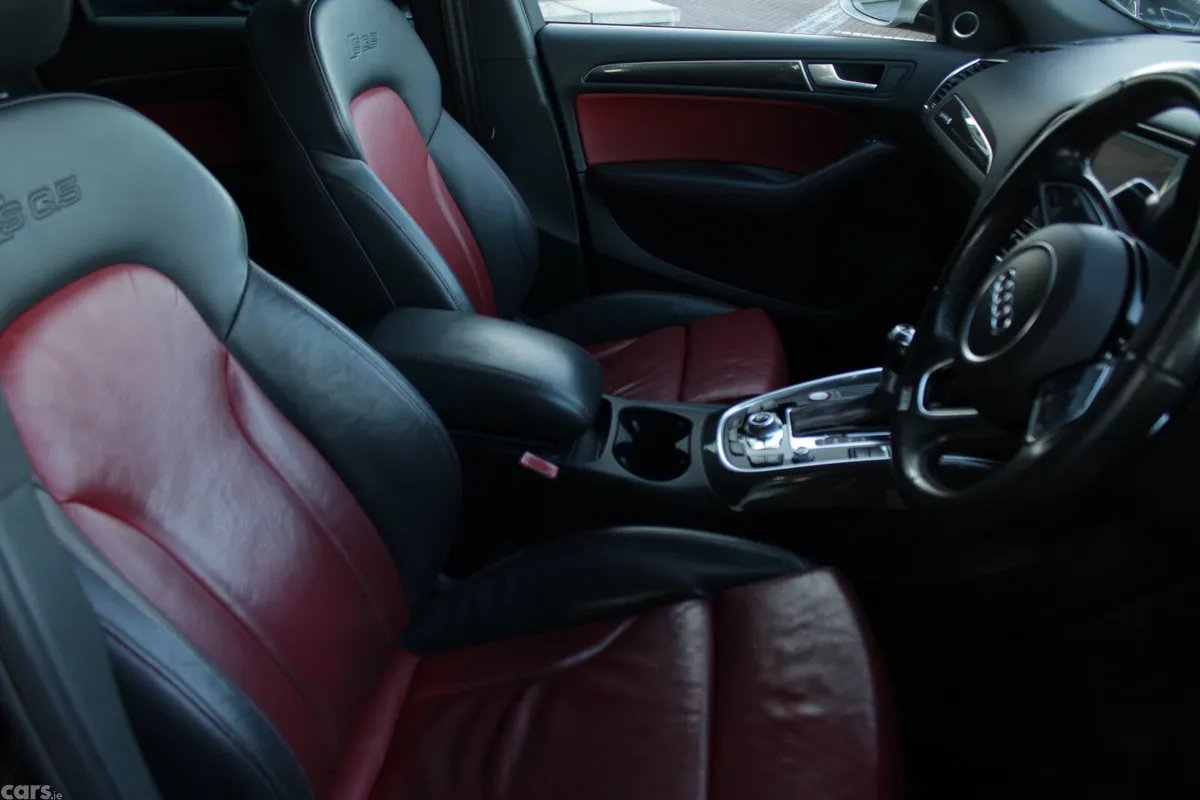 Audi SQ5 MPV, Petrol, 2015, Black