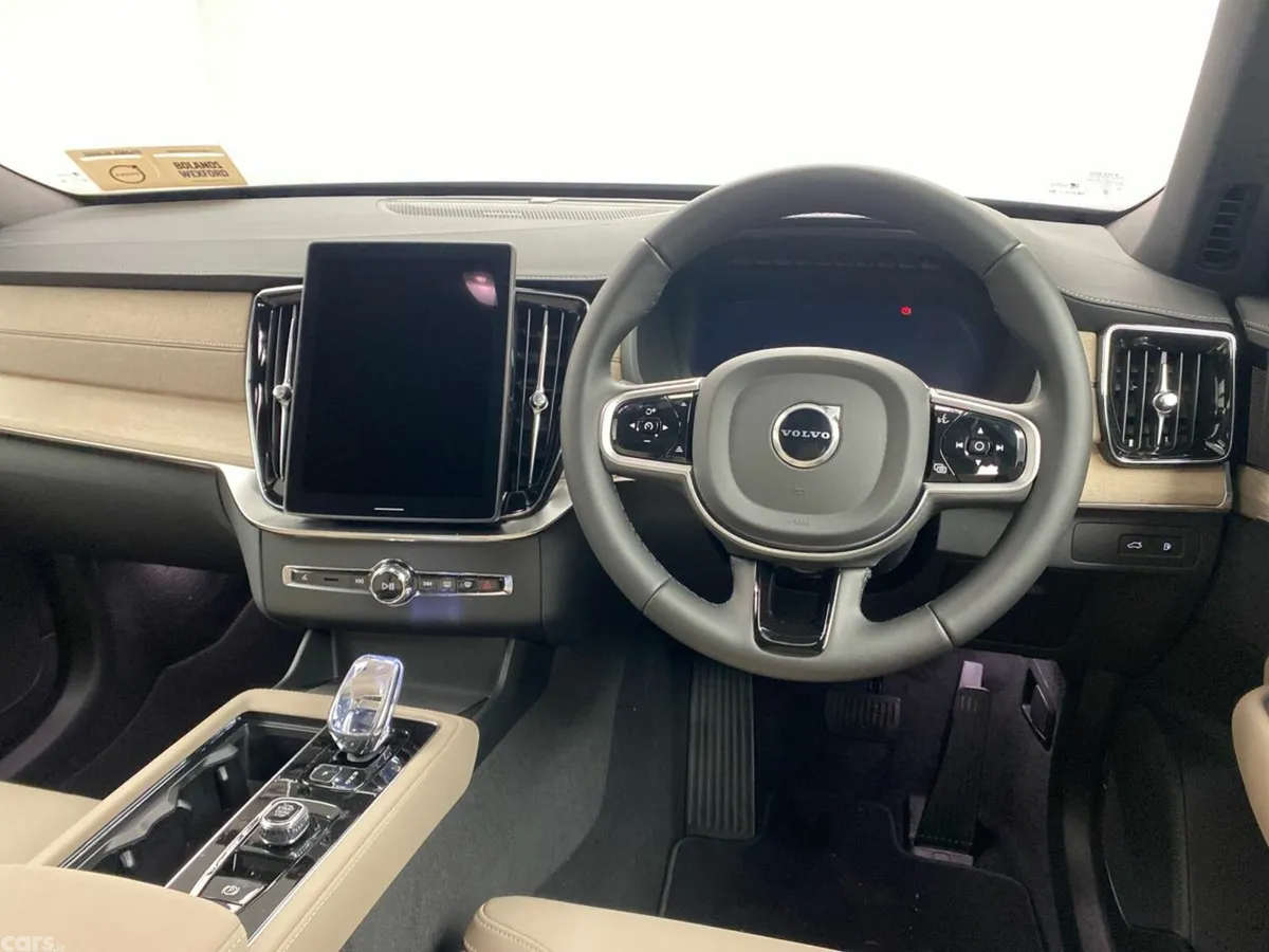 Volvo XC90 SUV, Petrol Plug-in Hybrid, 2026, Blue