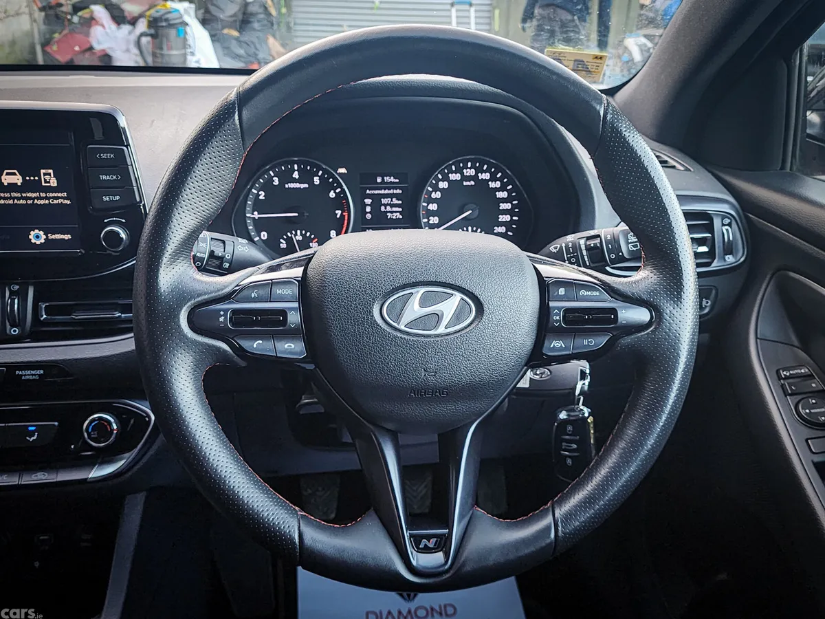 Hyundai i30 Hatchback, Petrol, 2022, Red