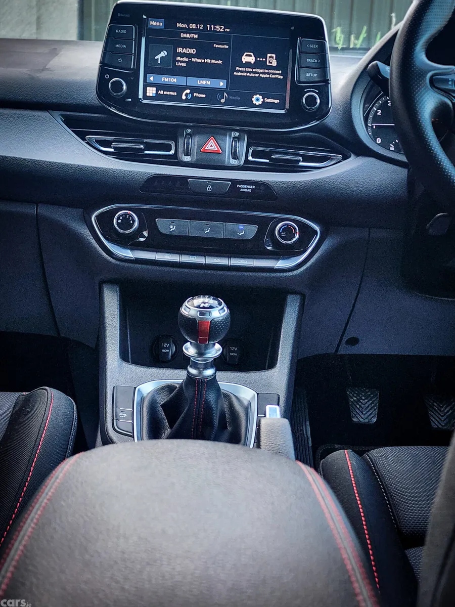 Hyundai i30 Hatchback, Petrol, 2022, Red