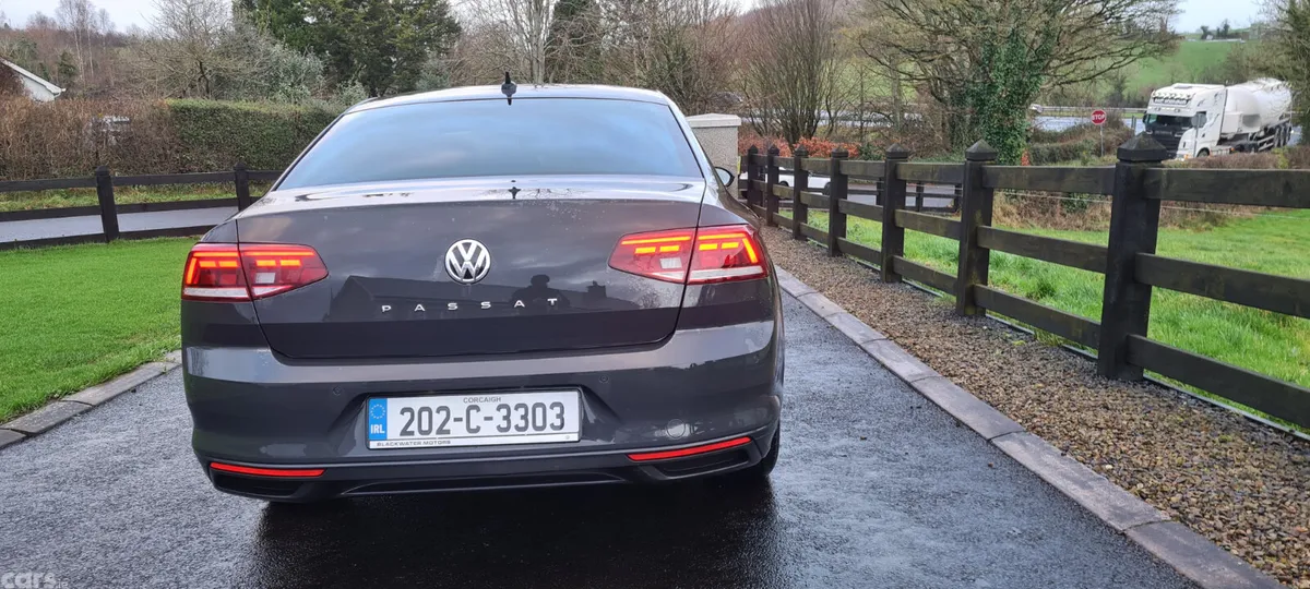 Volkswagen Passat Saloon, Diesel, 2020, Grey