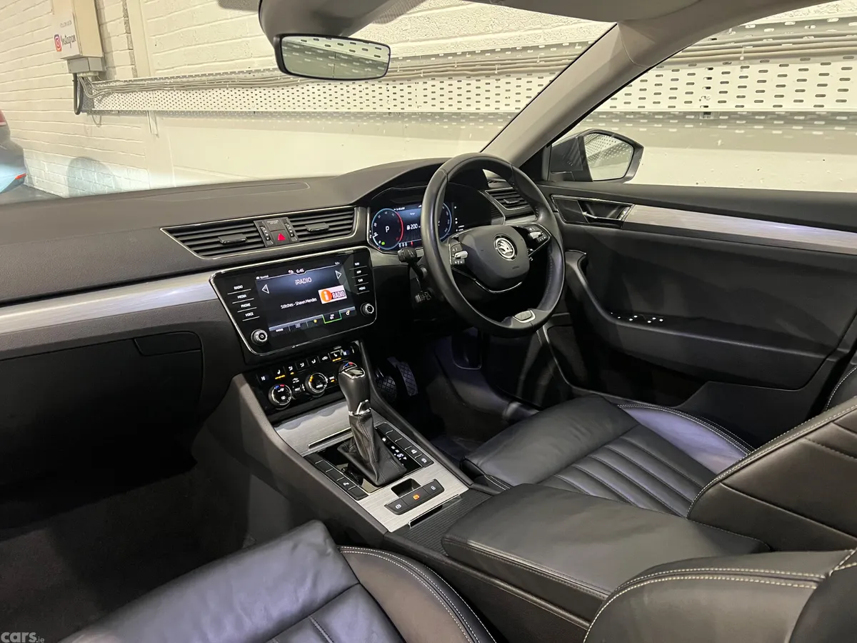 Skoda Superb Hatchback, Diesel, 2024, Grey