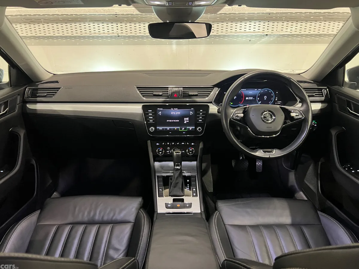 Skoda Superb Hatchback, Diesel, 2024, Grey