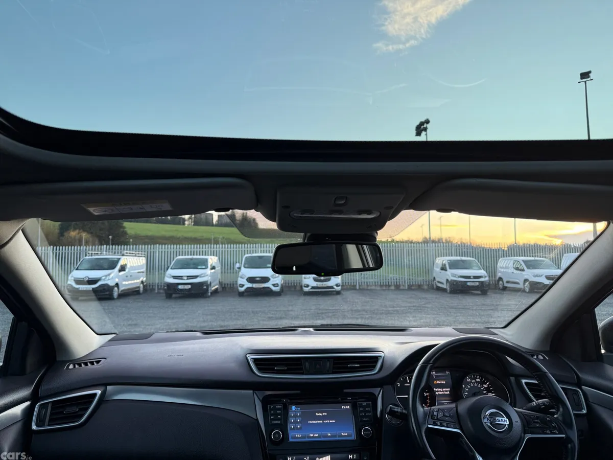 Nissan Qashqai Hatchback, Diesel, 2018, Blue