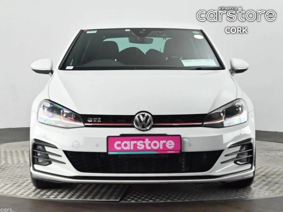 Volkswagen Golf Hatchback, Petrol, 2018, White