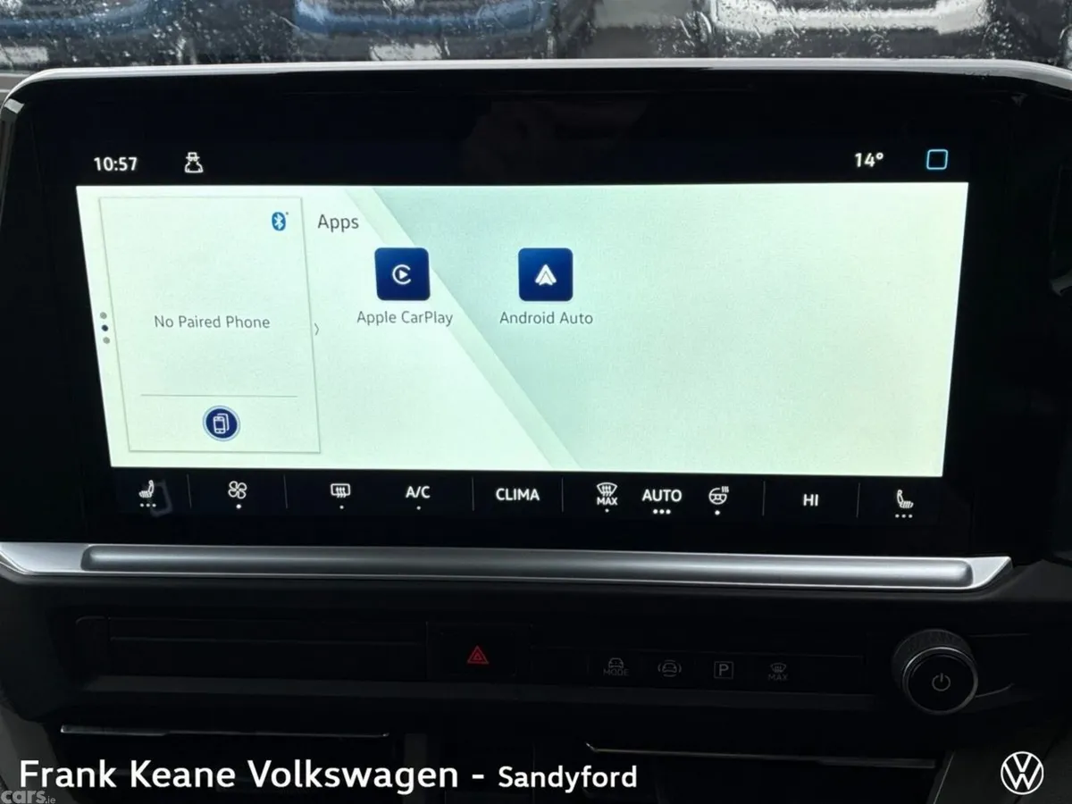 Volkswagen Caravelle MPV, Electric, 2026, Grey