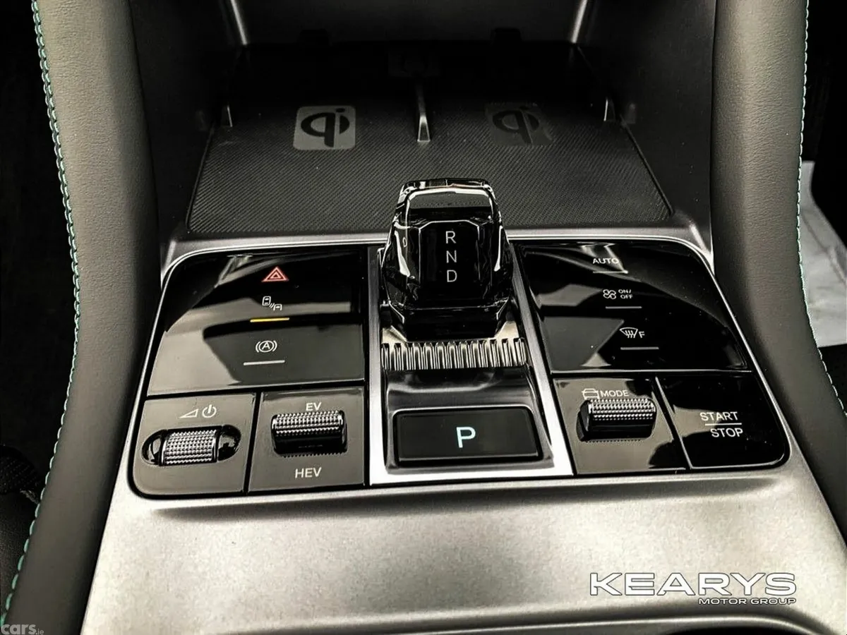 BYD SEAL U SUV, Petrol Plug-in Hybrid, 2027, Grey