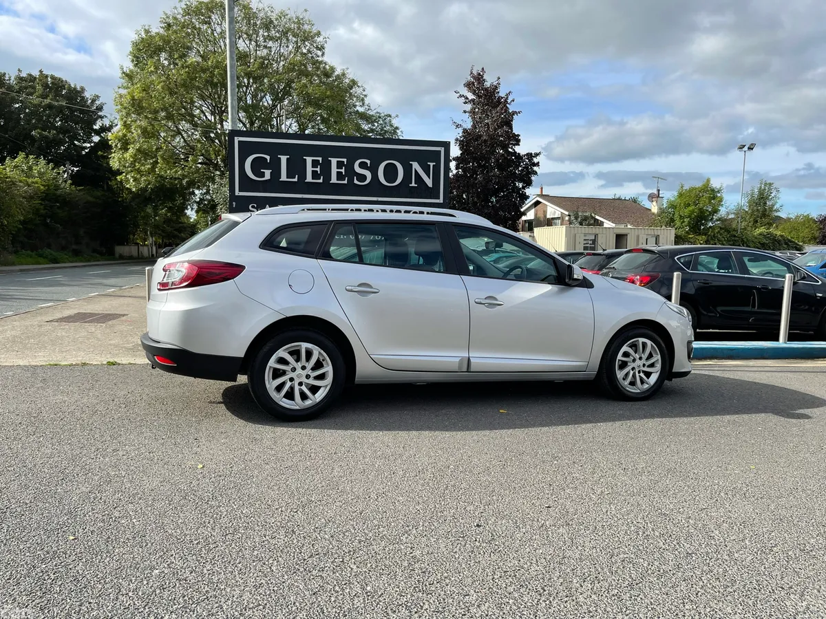 Renault Megane Estate, Diesel, 2015, Silver