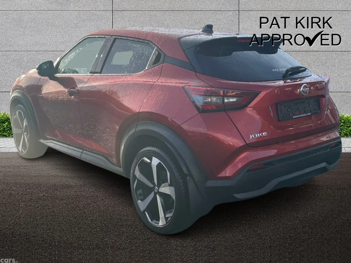 Nissan Juke Hatchback, Petrol, 2021, Red