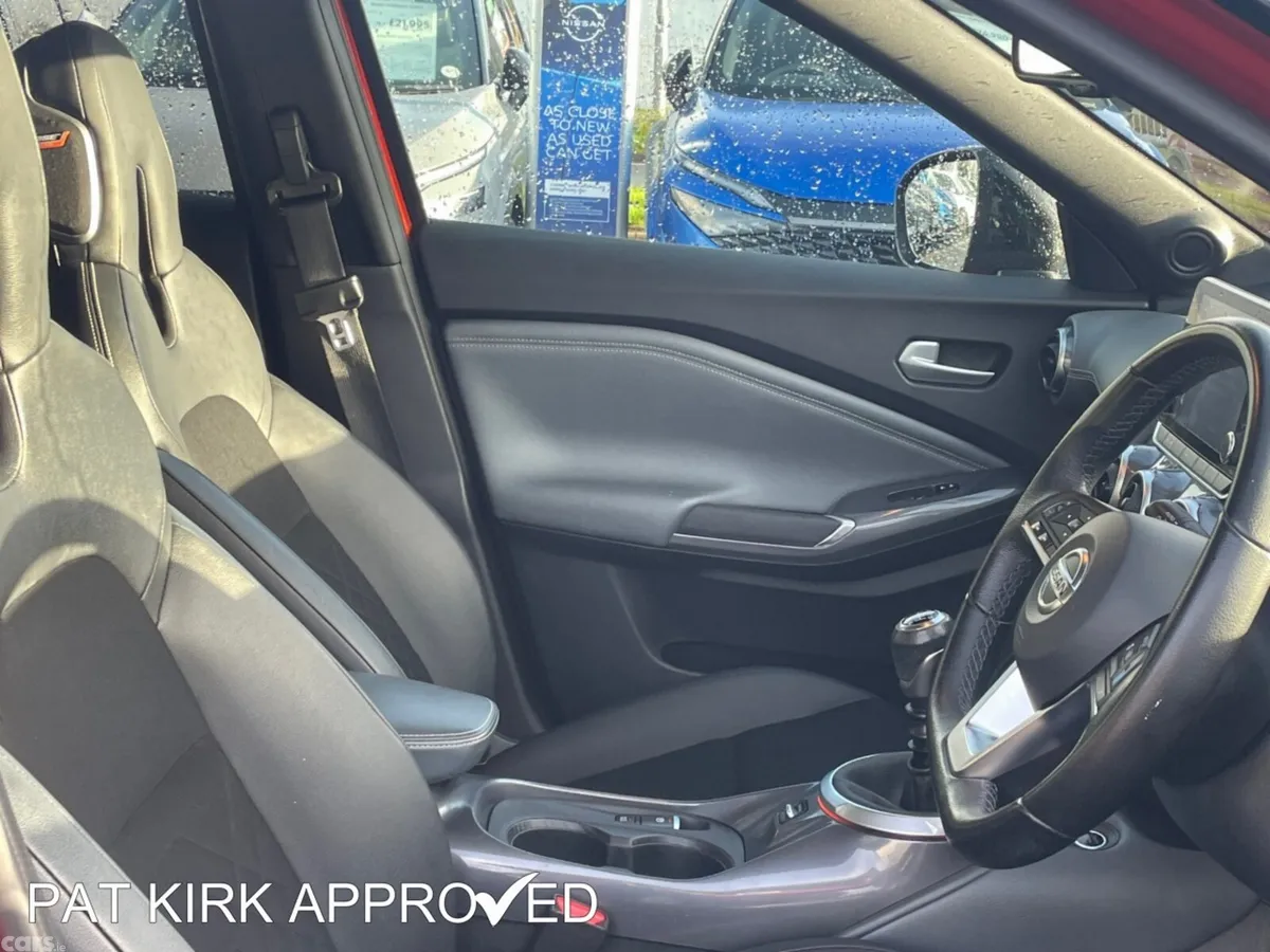 Nissan Juke Hatchback, Petrol, 2021, Red