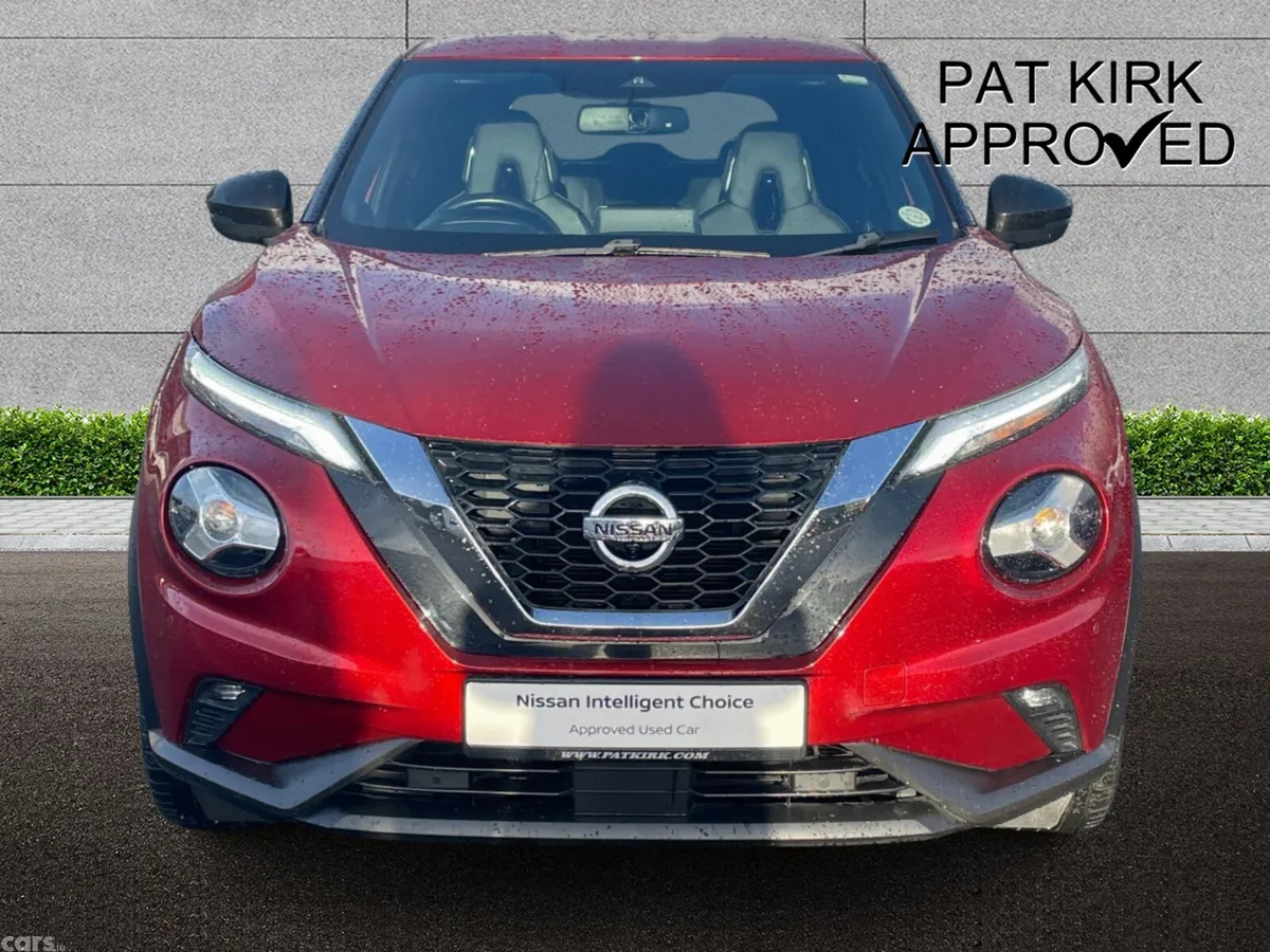 Nissan Juke Hatchback, Petrol, 2021, Red