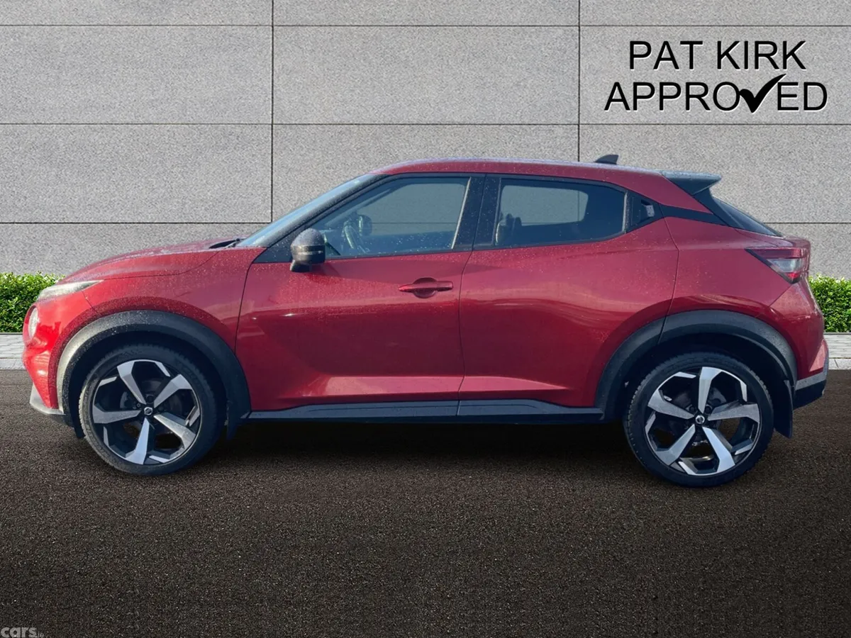 Nissan Juke Hatchback, Petrol, 2021, Red