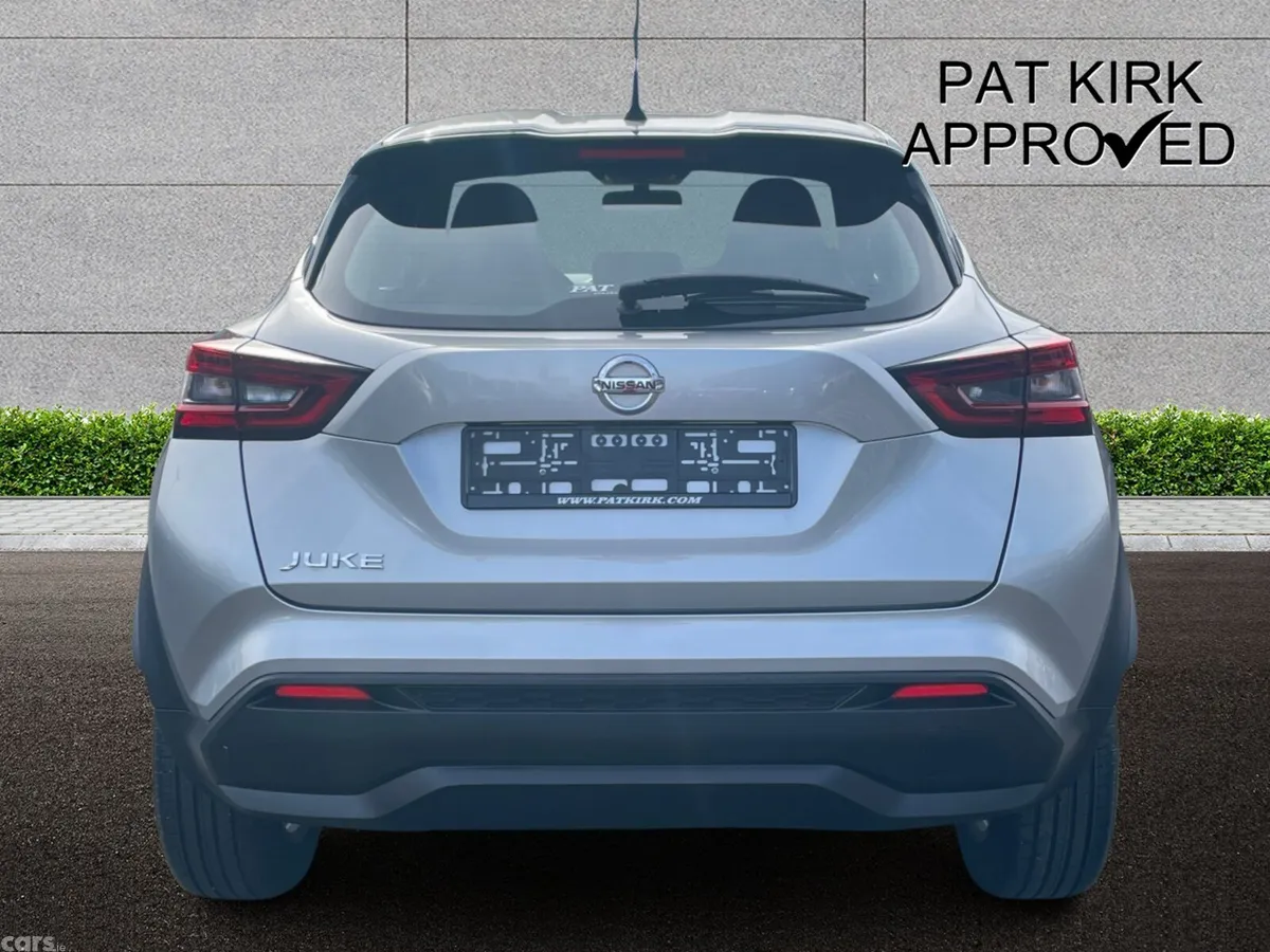 Nissan Juke Hatchback, Petrol, 2020, Silver