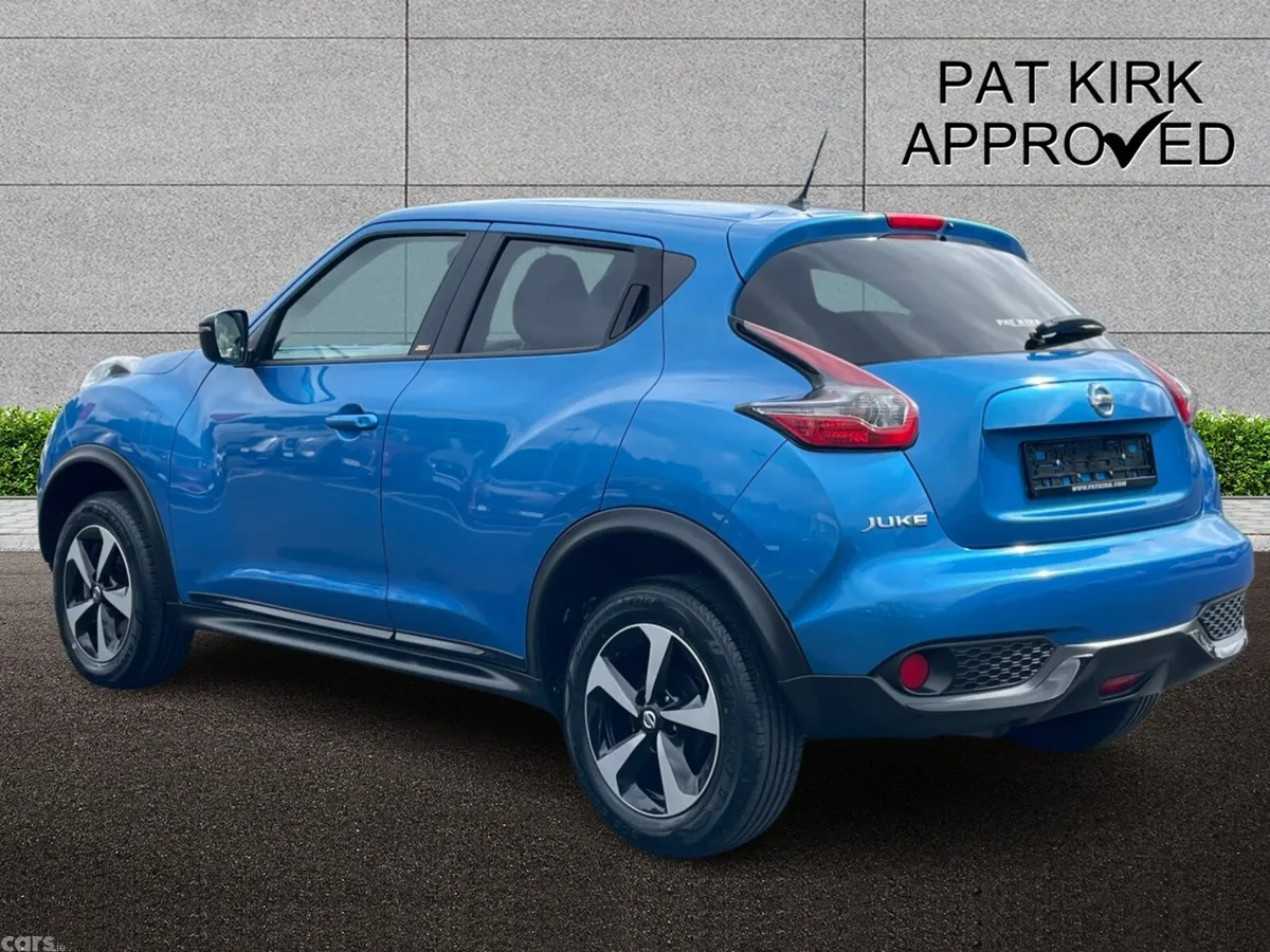 Nissan Juke Hatchback, Petrol, 2019, Blue