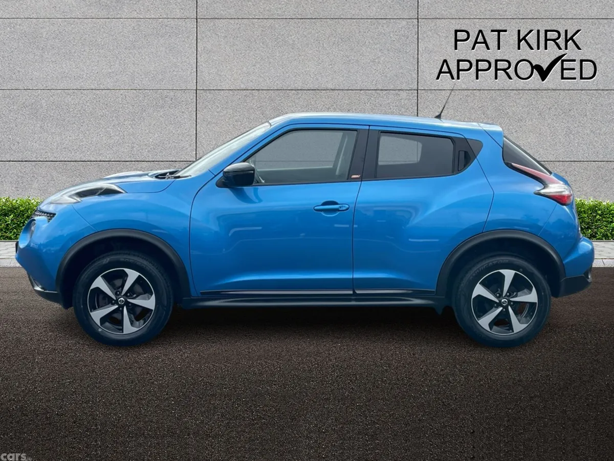 Nissan Juke Hatchback, Petrol, 2019, Blue