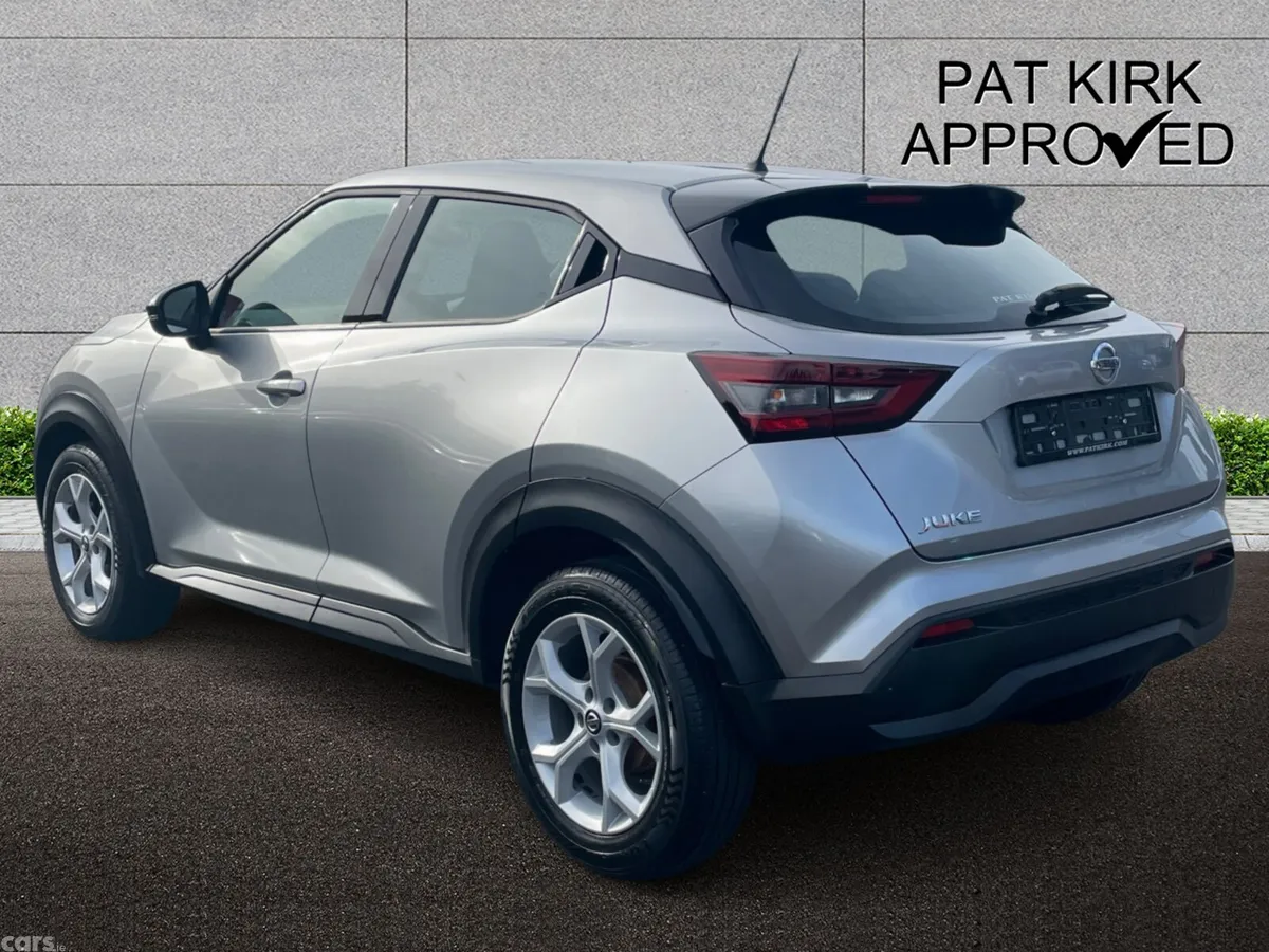Nissan Juke Hatchback, Petrol, 2020, Silver