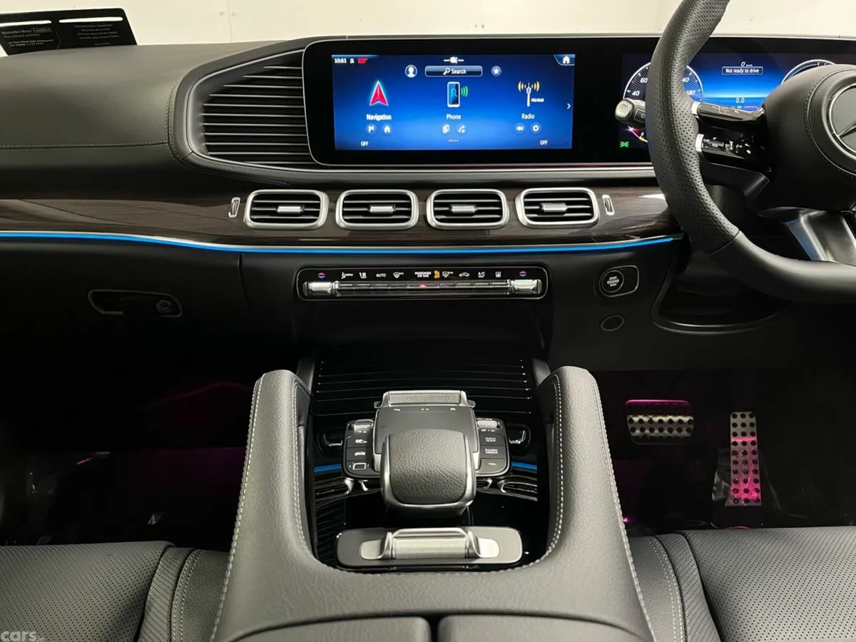 Mercedes-Benz GLE SUV, Diesel Plug-in Hybrid, 2026, Black