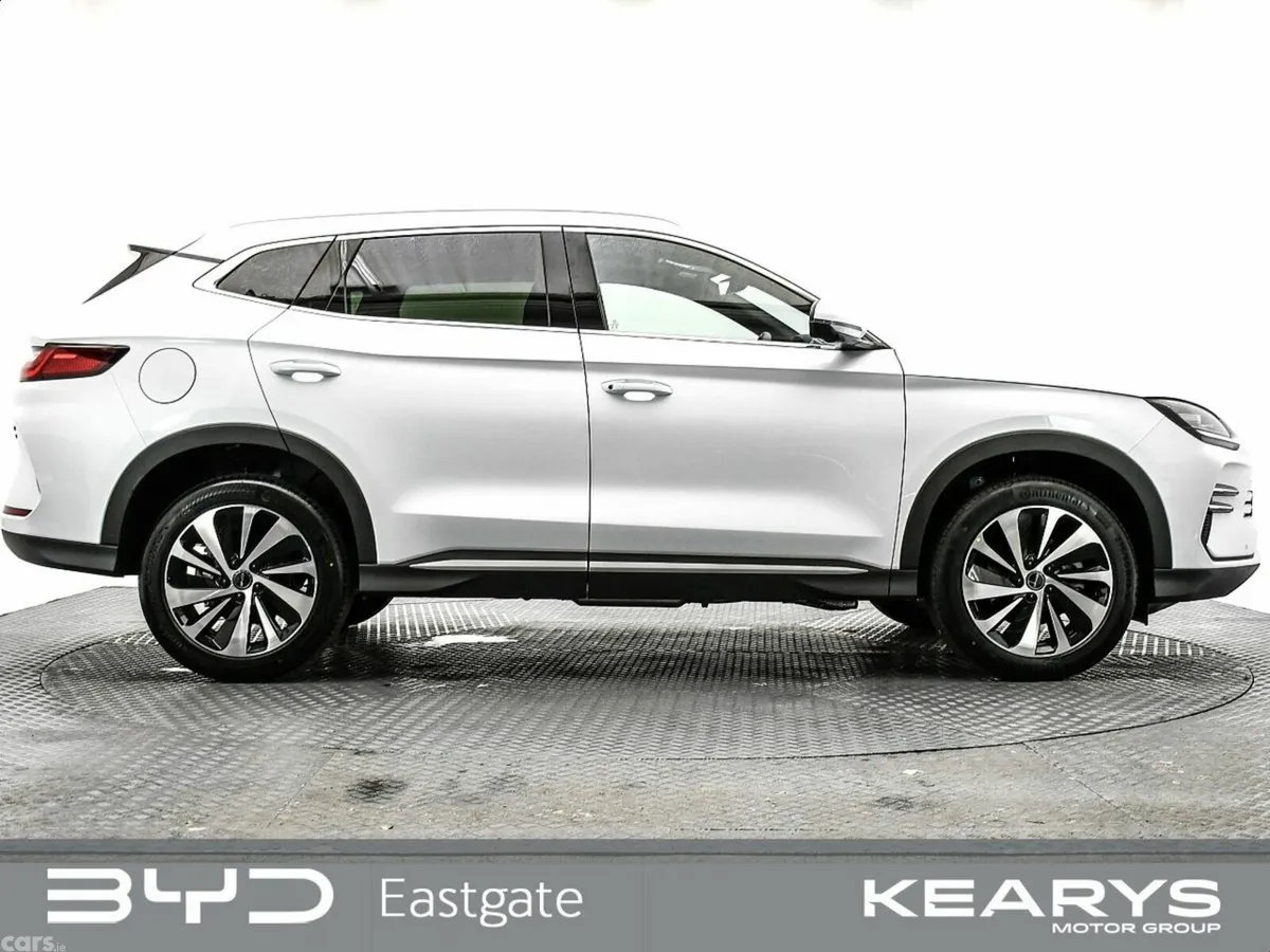 BYD SEAL U SUV, Petrol Plug-in Hybrid, 2027, White