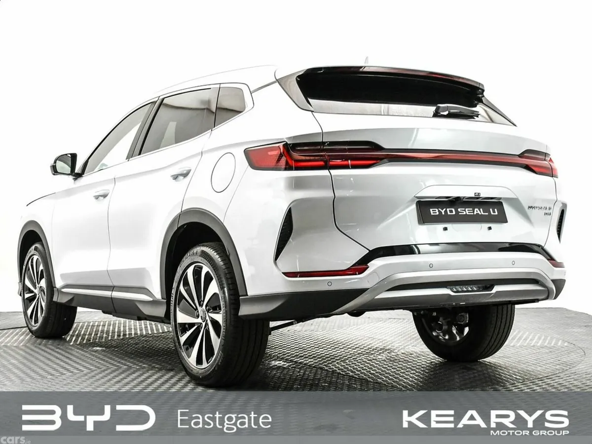 BYD SEAL U SUV, Petrol Plug-in Hybrid, 2027, White