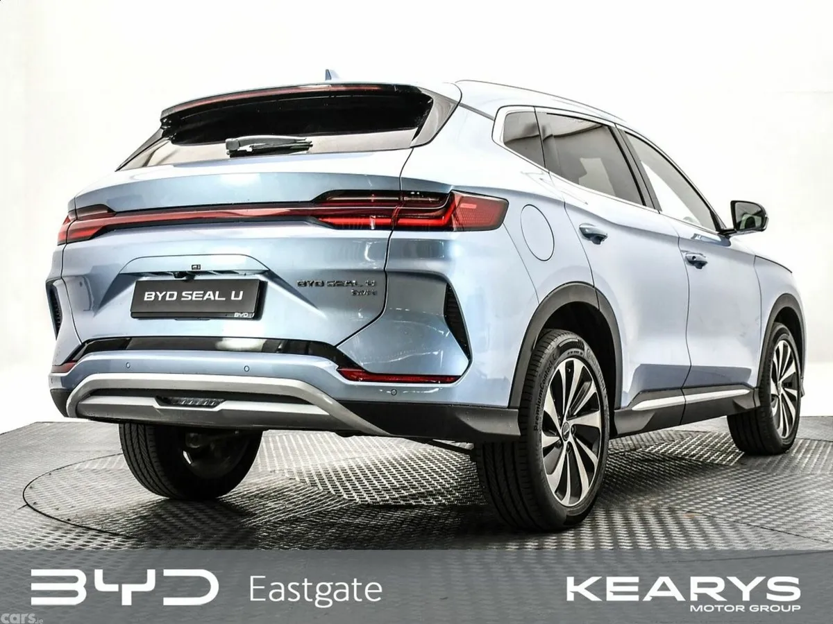 BYD SEAL U SUV, Petrol Plug-in Hybrid, 2027, Blue