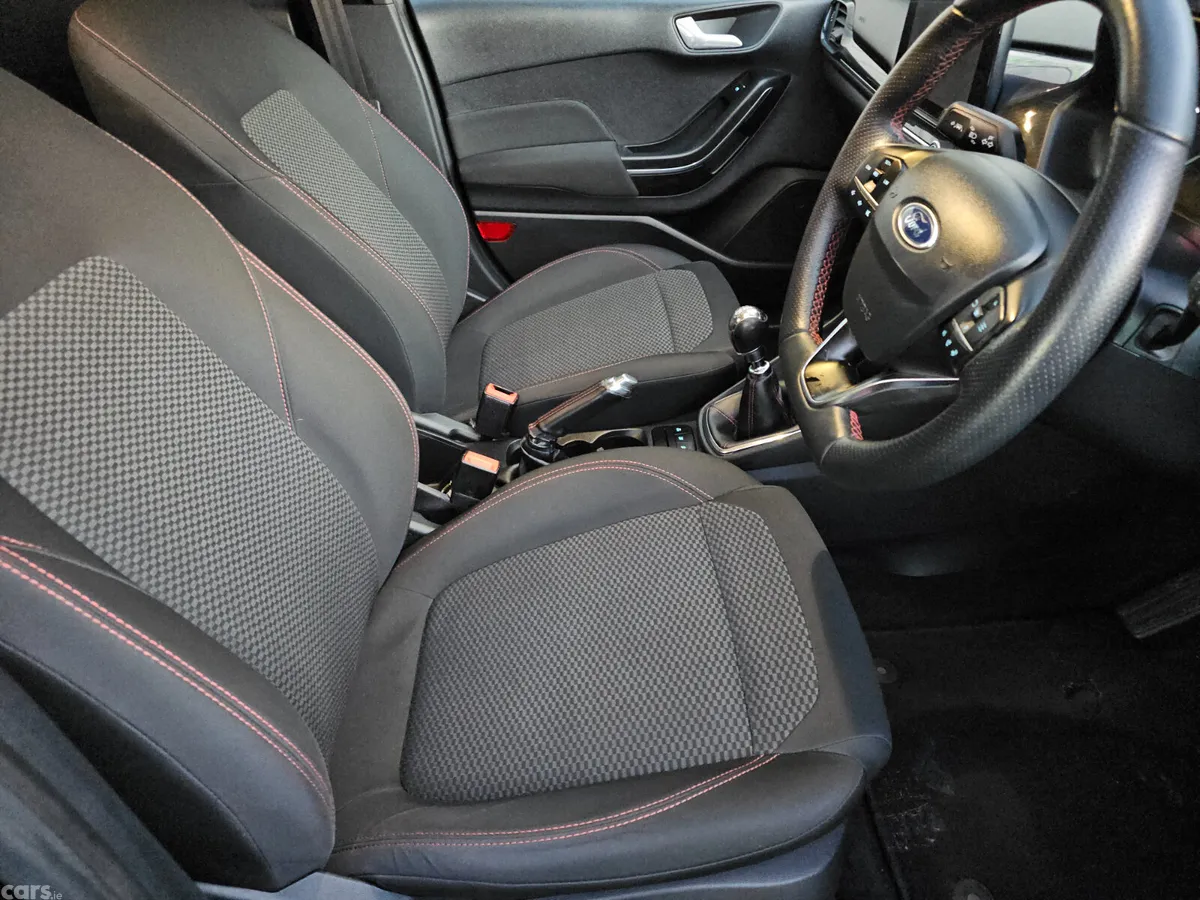Ford Fiesta Hatchback, Petrol, 2020, Black