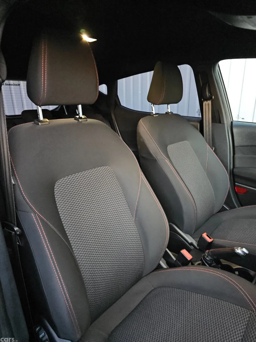 Ford Fiesta Hatchback, Petrol, 2020, Black
