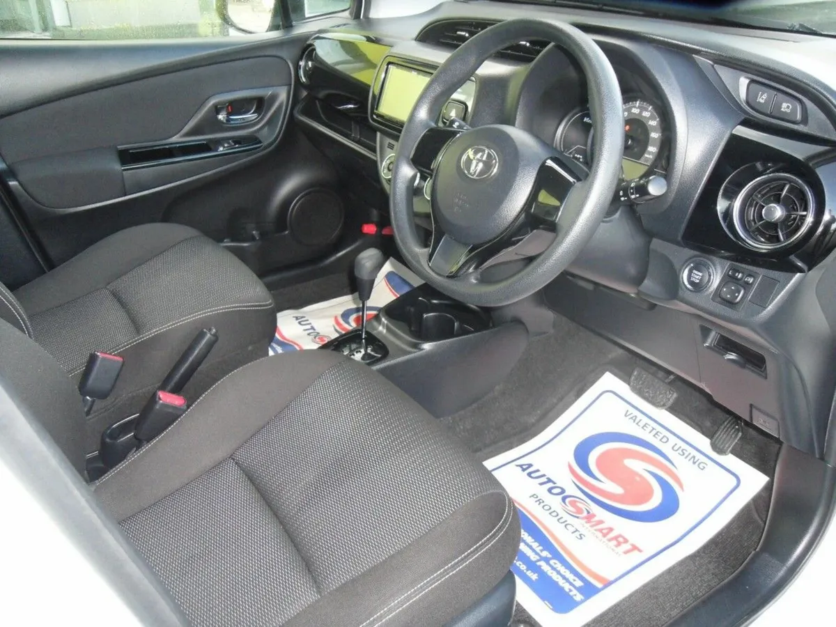 Toyota Vitz Hatchback, Petrol, 2019, White